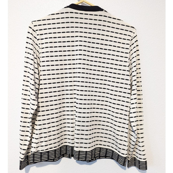 Chicos Traveler's Monochrome Black White Zipper Jacket Stretchy - Picture 2 of 5